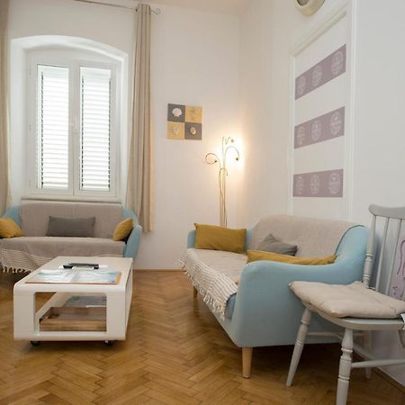 Town Place Apartment Split Eksteriør billede