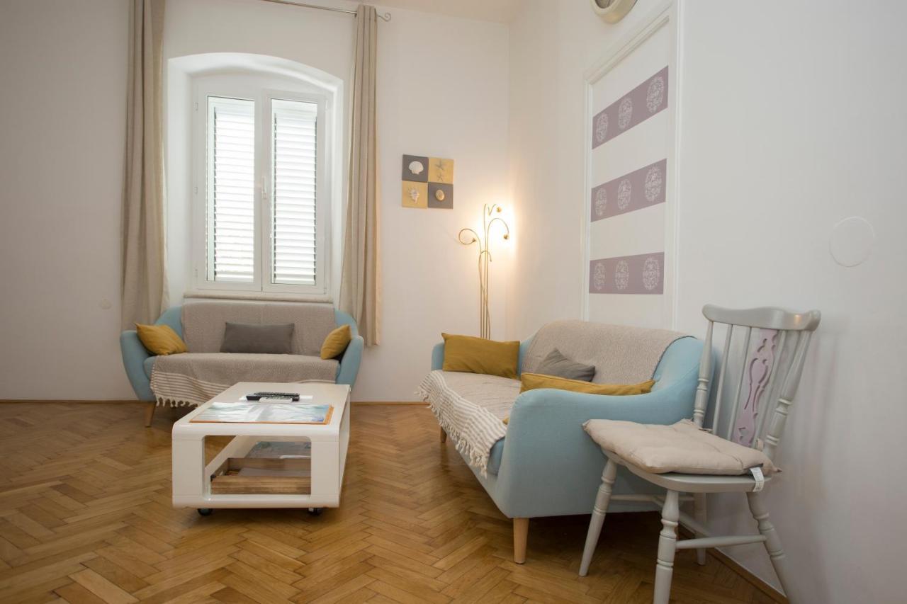Town Place Apartment Split Eksteriør billede