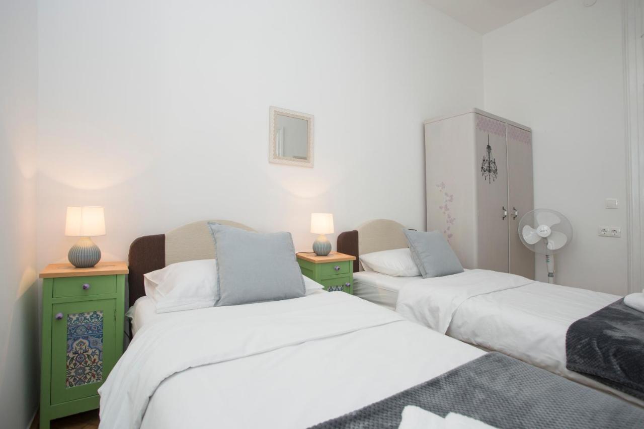 Town Place Apartment Split Eksteriør billede