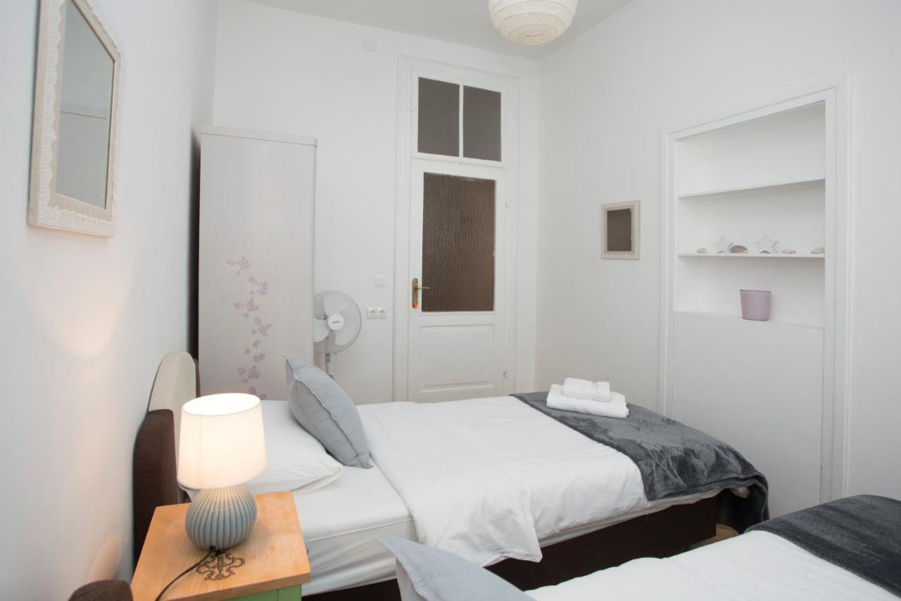 Town Place Apartment Split Eksteriør billede